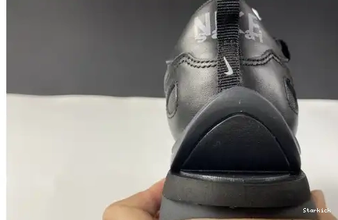 DD1875-001 Vaporwaffle Gum Sacai Nike Black 0602